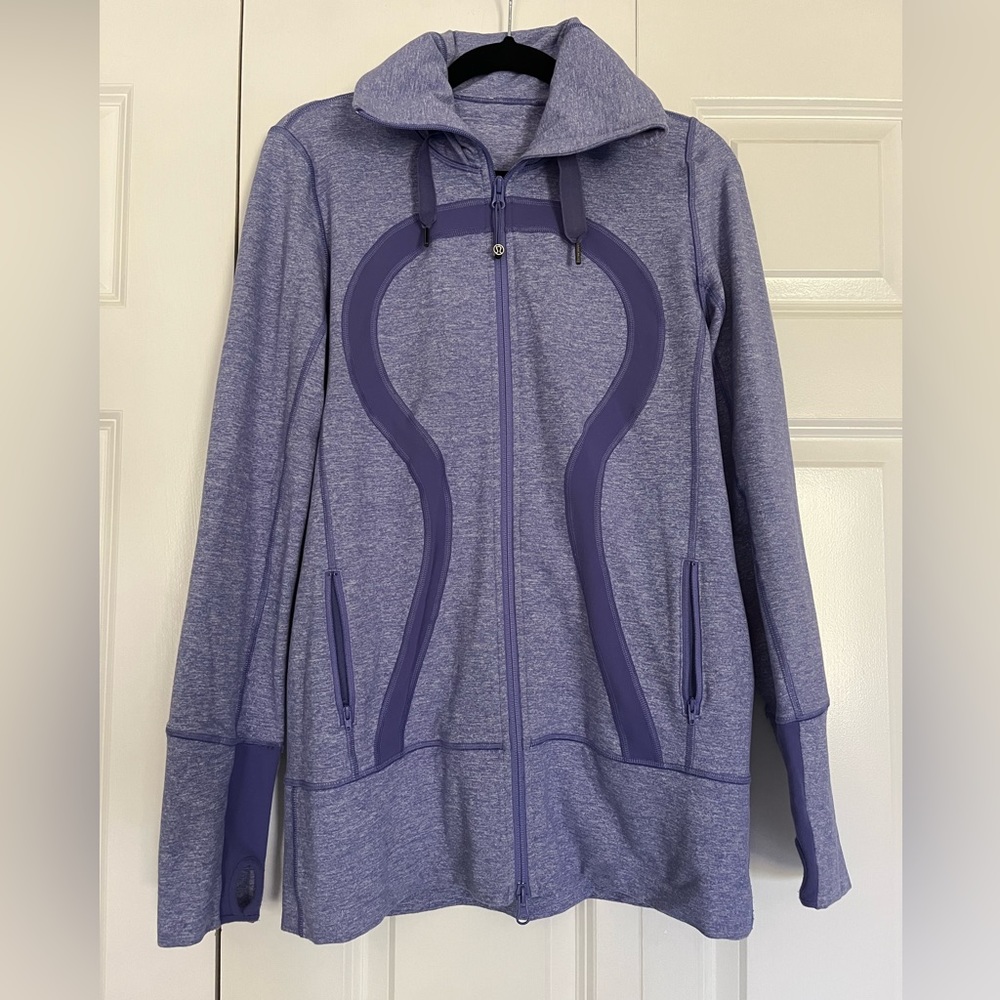 LULULEMON Sweatshirt